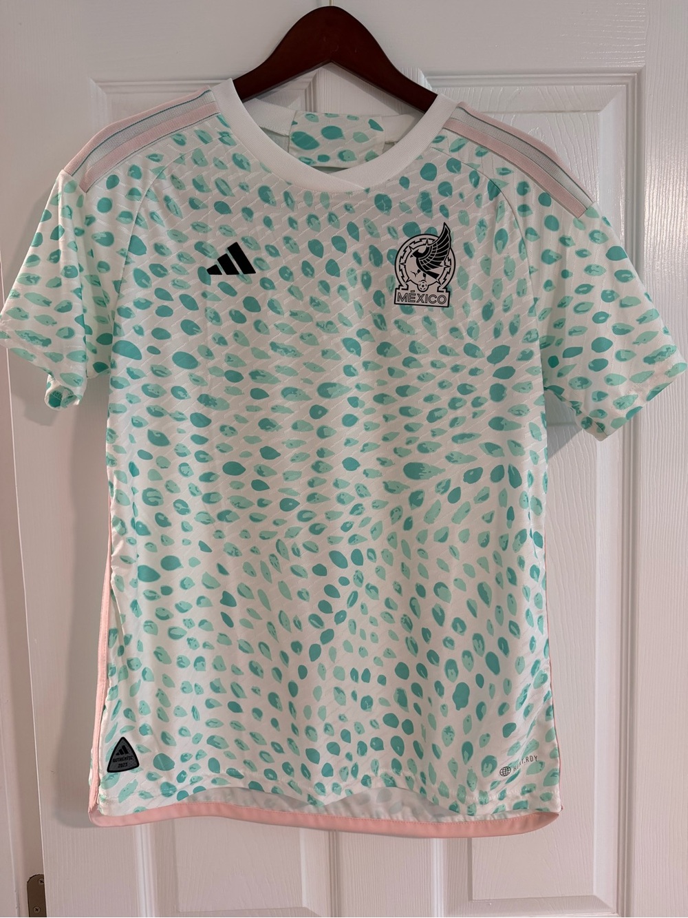 2023 Rare Women’s Mexico National Team 
Slim Fit Size L BNWT